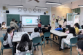 2025-04-07發佈徐筠庭彰化臺中市東勢區東新國小近年來積極發展國際教育，與世界接軌，東新國小校長沈秋宏表示，希望透過國際教育，開拓學生的國際觀，培養未來世界公民的素養。東新國小近期與巴基斯坦城市學校合作，透過書信及視訊軟體，認識彼此的國家與文化。 校 ...(略)
