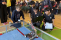 TaiwanesehighschoolstudentscompeteinFIRSTTechChallengeinLithuania.(TaiwanRobotphoto)TAIPEI(TaiwanNews)— Taiwanesehighschoolstude ...(略)