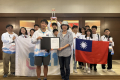 TainanteamwinsawardatFIRSTRoboticsCompetition.(TaiwanNews/CharlotteLee)TAIPEI(TaiwanNews)—AstudentroboticsteamfromTainanrecently ...(略)