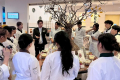  臺北市開平餐飲學校為拓展學生國際視野與專業素養，帶領學生前往亞洲餐飲重鎮—新加坡，展開一場以「國際交流、永續實作、創新思維」為核心的海外教育旅行。校方表示，學生在「FHA國際食品展」上第一線接觸全球餐飲產業的最新動態與趨勢，並透過產學見習，提升餐飲知識和 ...(略)