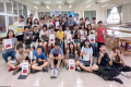  (台灣新生報/何弘斌報導)雙語是高雄市小港區鳳陽國小特色課程，鳳陽攜手華山、港和與明義國小於今(十八)日與日本三重縣津市西丘小學進行首次線上國際交流課程，揭開「全球學習夥伴聯盟（GlobalLearningPartnershipAlliance,GLPA ...(略)