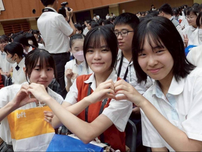 （國立教育廣播電台/周明慧報導）臺北市靜修中學師生37人近期前往日本東京，展開為期5天的國際教育交流與文化體驗，除了規劃參訪姊妹校－淑德與野中學外，並入住笠間地區農家，讓學生深度體驗日本校園文化和在地生活。 靜修中學表示，靜修和淑德與野中學在2003年締結 ...(略)