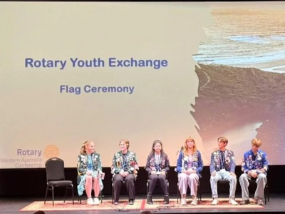 新北高工辦理水餃同樂會歡迎國際交換學生，美國籍交換生Conner(王子)(左1)體驗親手包水餃。（新北市教育局提供）(中華日報/蔡琇惠報導)新北市教育局114學年度再度與國際扶輪合作，迎接來自美國、德國、巴西、加拿大等13國的28名國際交換學生，走進新北高 ...(略)