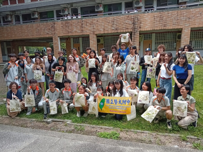 (焦點時報/張彥勳報導)美國西雅圖西北高中繼113年到暨大附參訪今年(115年)28日再度來訪，進行國際教育交流活動，透過課程體驗、文化互動及社團展演，讓來訪師生深入認識臺灣校園特色與在地文化魅力，也讓暨大附中學生在真實情境中活用英語、拓展國際視野，展現多 ...(略)