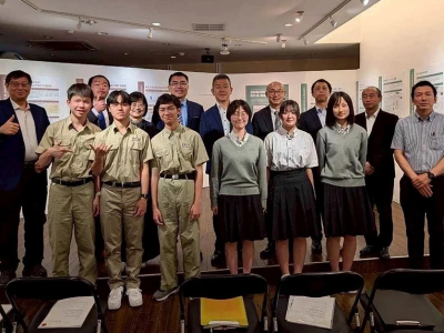 台南一中與日本伊勢高工合作推動的跨國建築研究計畫成果展，近期在日本三重縣伊勢市本町「GekuSandoGallery」正式展出，以「聽見築之音：跨國合作建築探究與實作成果展」為主題，展現台日學生透過建築研究進行跨文化交流與共學的成果。圖／南一中提供(聯合新 ...(略)