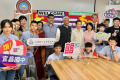 花蓮縣宜昌國中師生一行11人最近訪問印度新德里拉姆賈斯國際學校，圖為雙方師生一起做瑜珈。（駐印度代表處教育組提供）中央社記者林行健新德里傳真113年4月29日 （中央社/林行健報導）花蓮縣宜昌國中師生一行成為台灣首批正式組團訪問印度中小學的國中生，難忘經驗 ...(略)