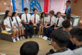 (國立教育廣播電臺/徐筠庭報導)新加坡國際學校曼谷校區60位師生至南投縣立埔里國中進行文化交流，埔里國中特別安排原住民舞蹈迎賓歡迎遠道而來的嘉賓，以及足球無人機體驗、手支機手工藝製作、百香果氣泡飲教學等多元課程，讓曼谷師生感受到不同的文化體驗。南投縣政府教 ...(略)