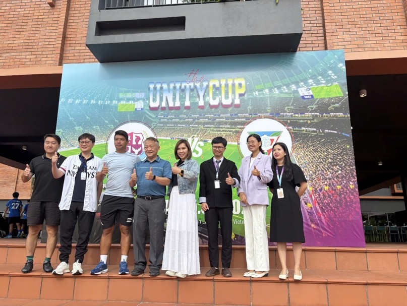 國際交流賽開幕合影 (駐胡志明市辦事圖片