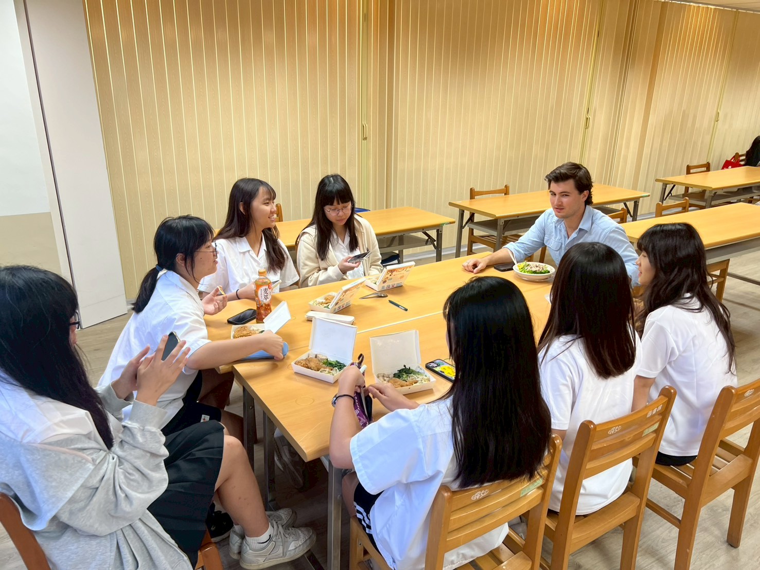 114年11月13日, 澳洲邦德大學圖片