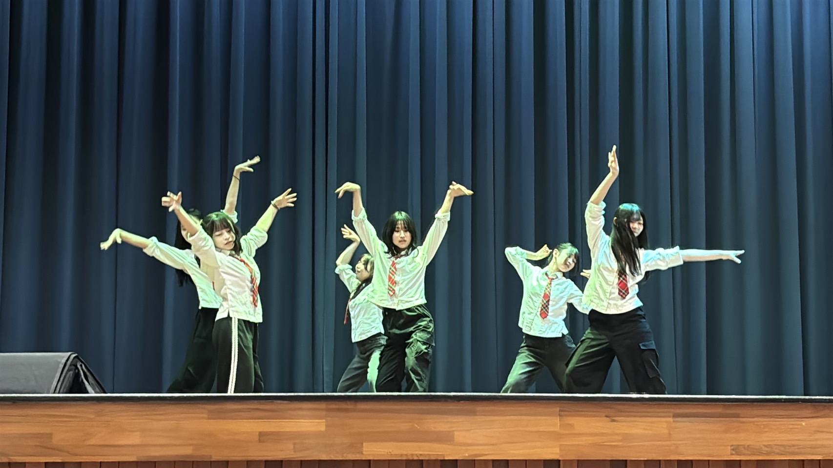 12月11日,新豐高中校園洋溢著歡笑圖片