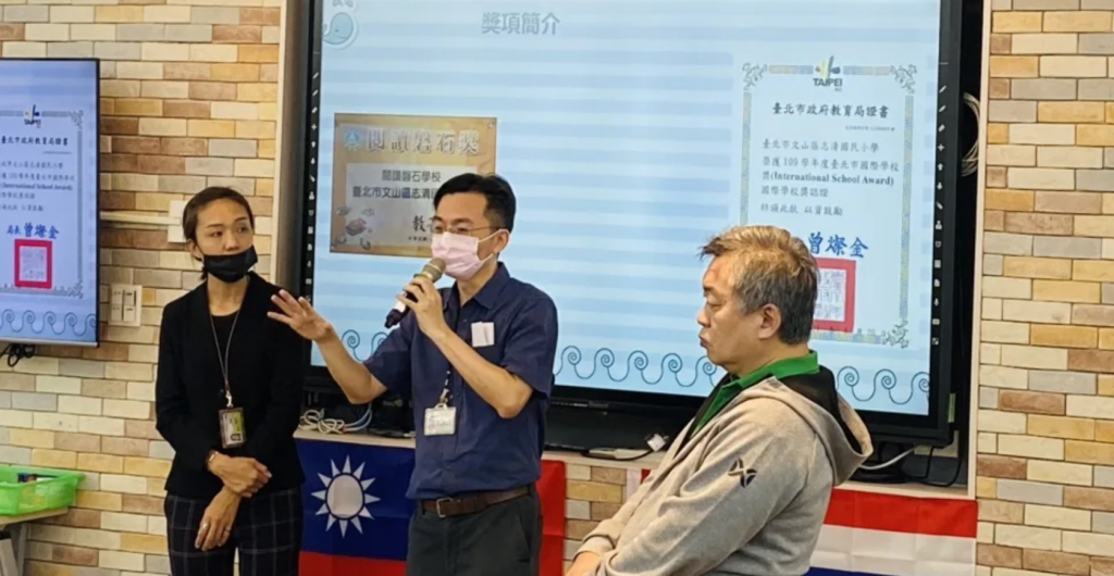 輔導室劉智豪主任說明學校輔導與特教工作